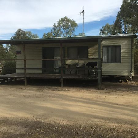 Murray River Hideaway Holiday Park Strathmerton 外观 照片