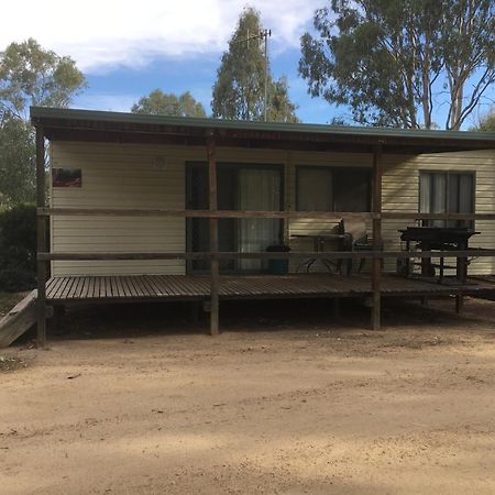 Murray River Hideaway Holiday Park Strathmerton 外观 照片